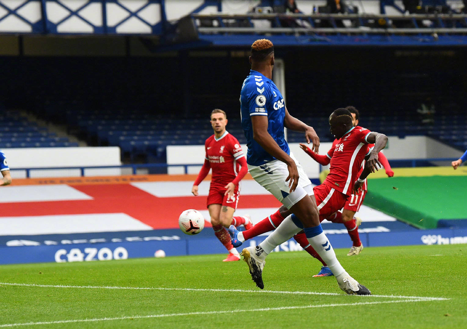 新點燃足球 新點燃足球